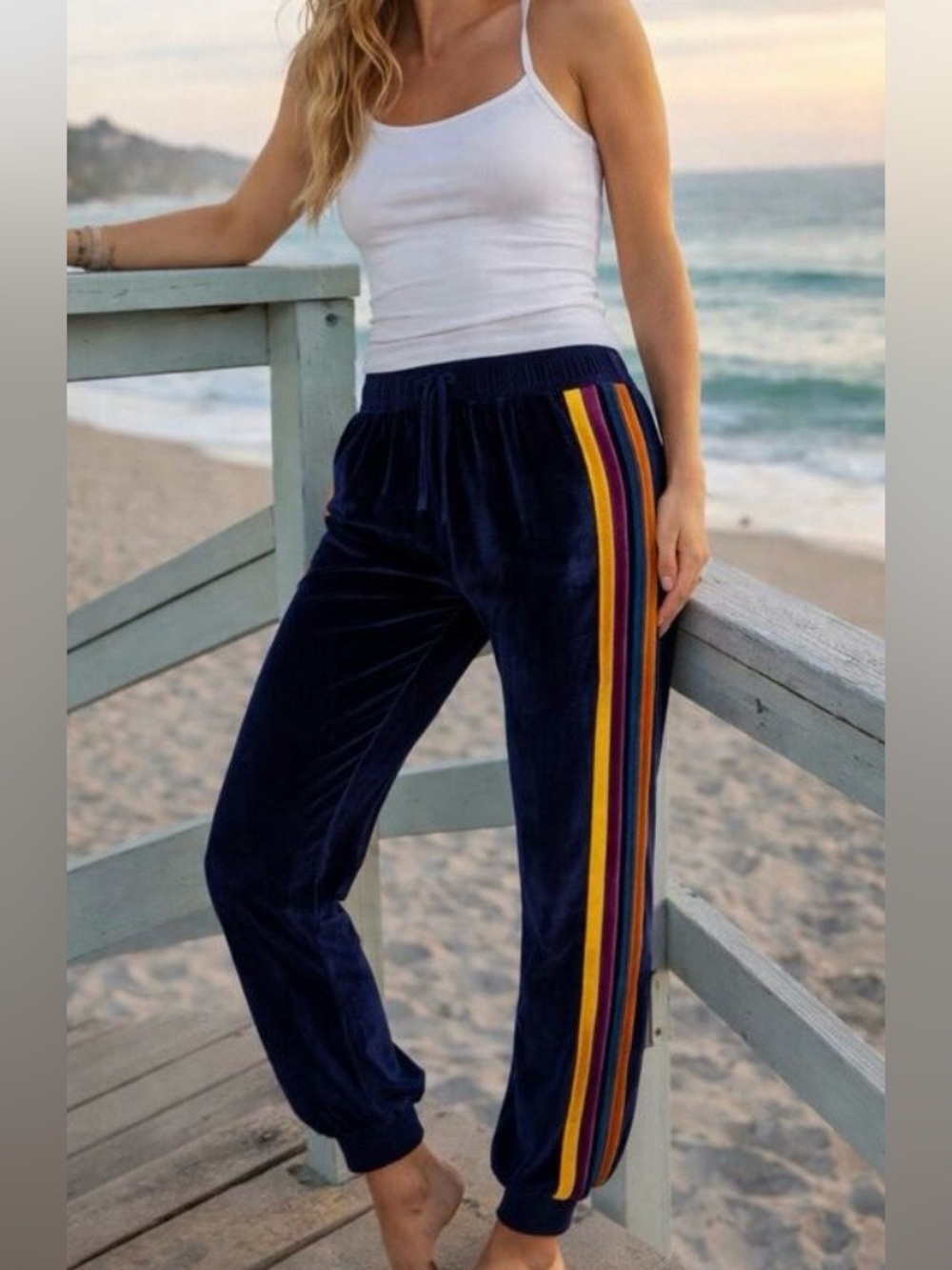 Natural Life Velvet Joggers Large